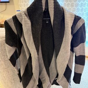 Banana Republic Black and Gray Knit Sweater